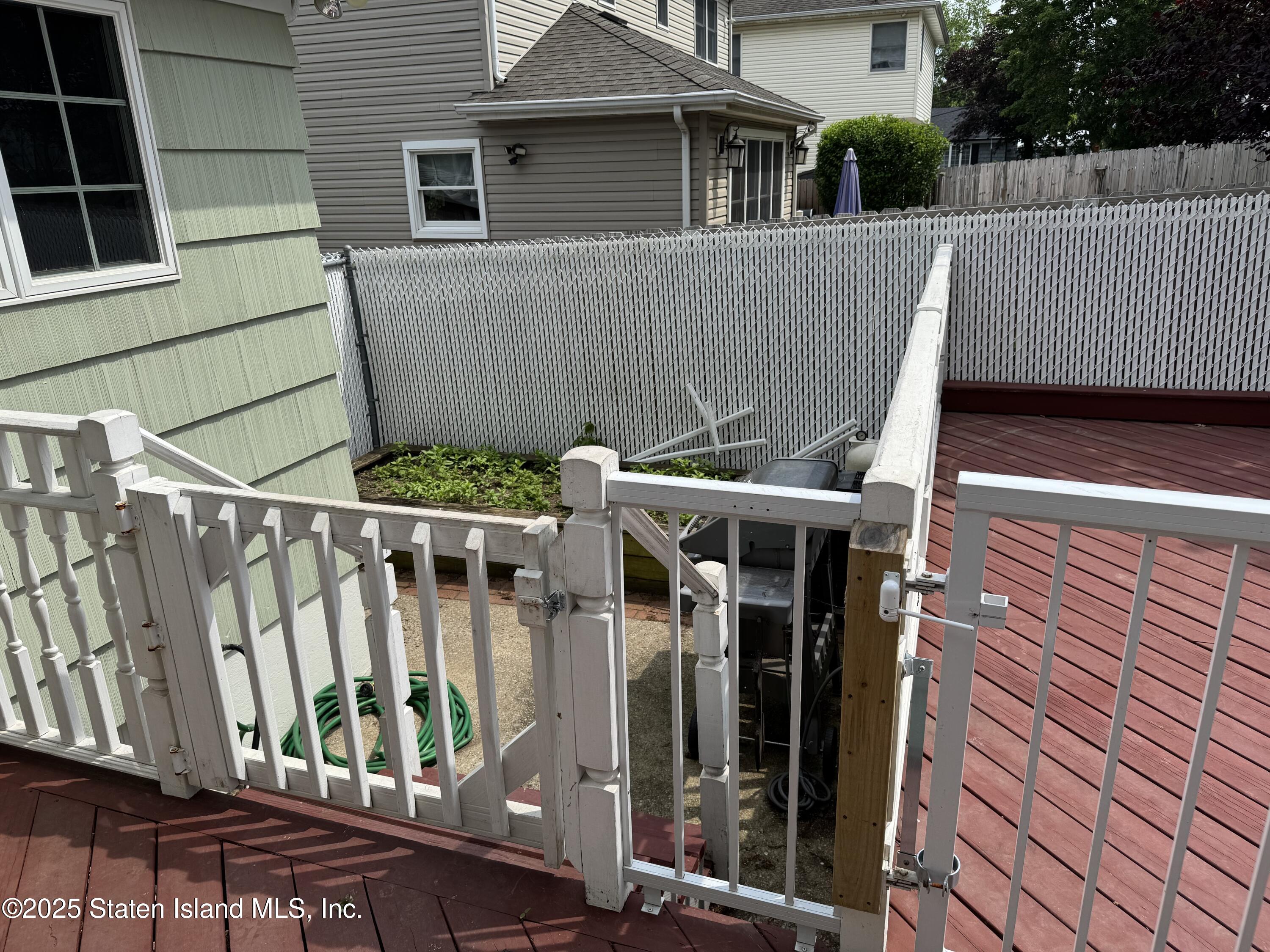 126 Craig Avenue, Staten Island, New York image 29