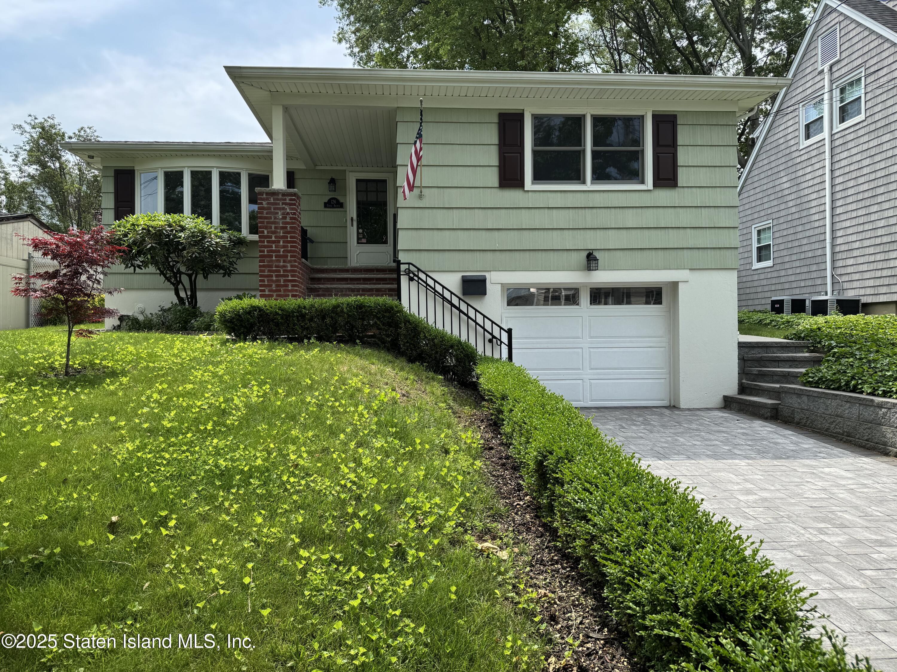 126 Craig Avenue, Staten Island, New York image 4
