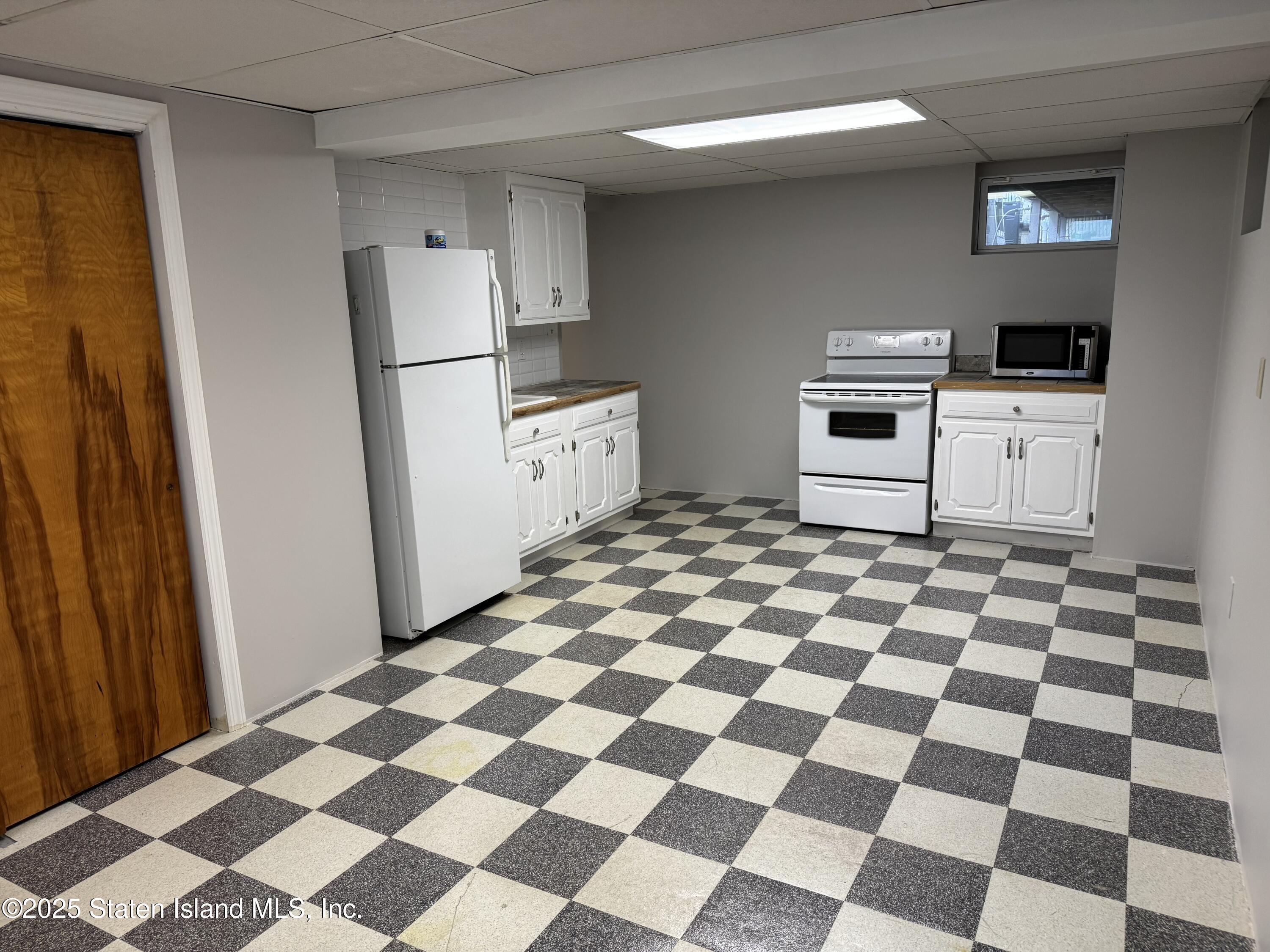 126 Craig Avenue, Staten Island, New York image 21