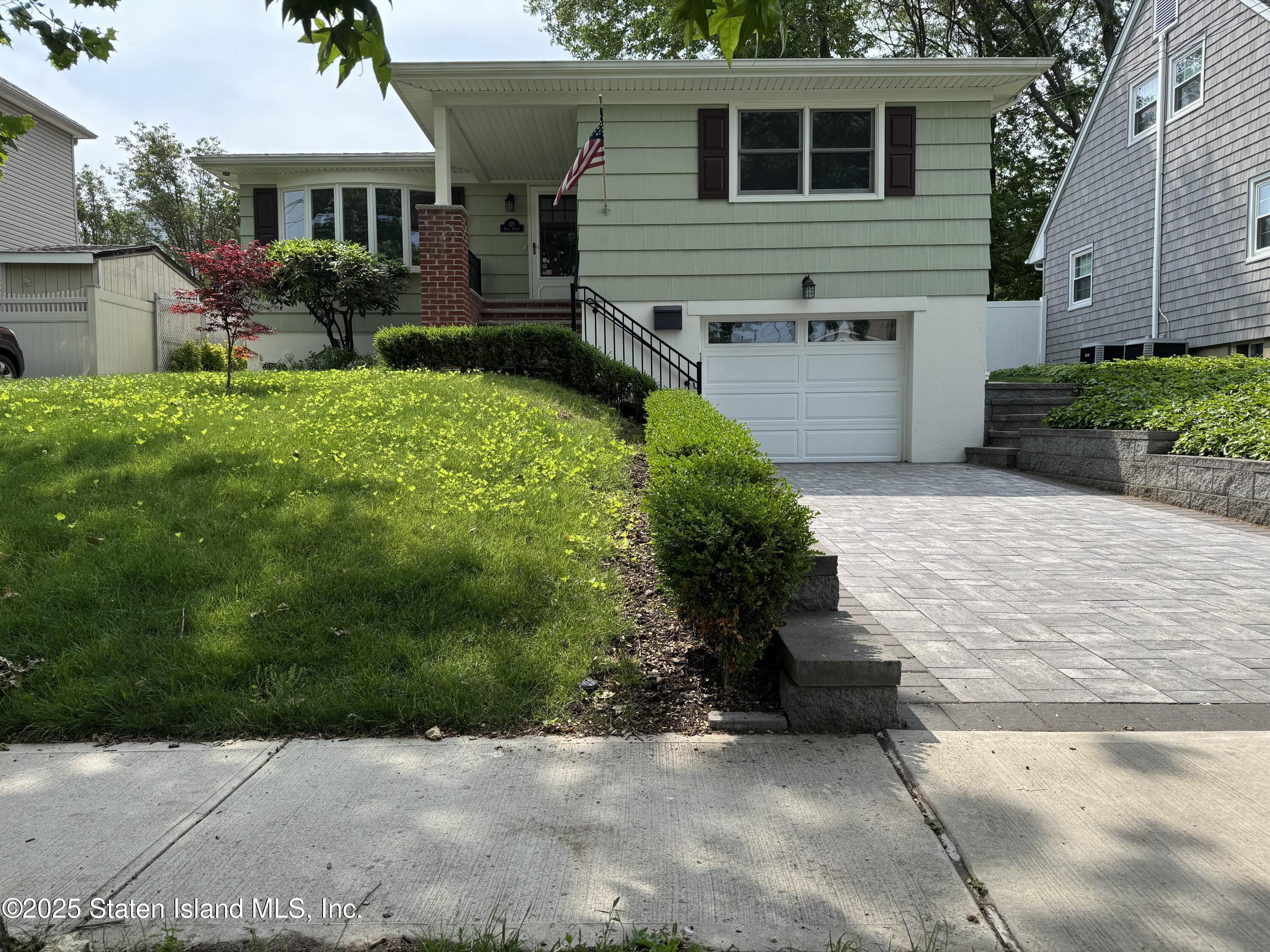126 Craig Avenue, Staten Island, New York image 1