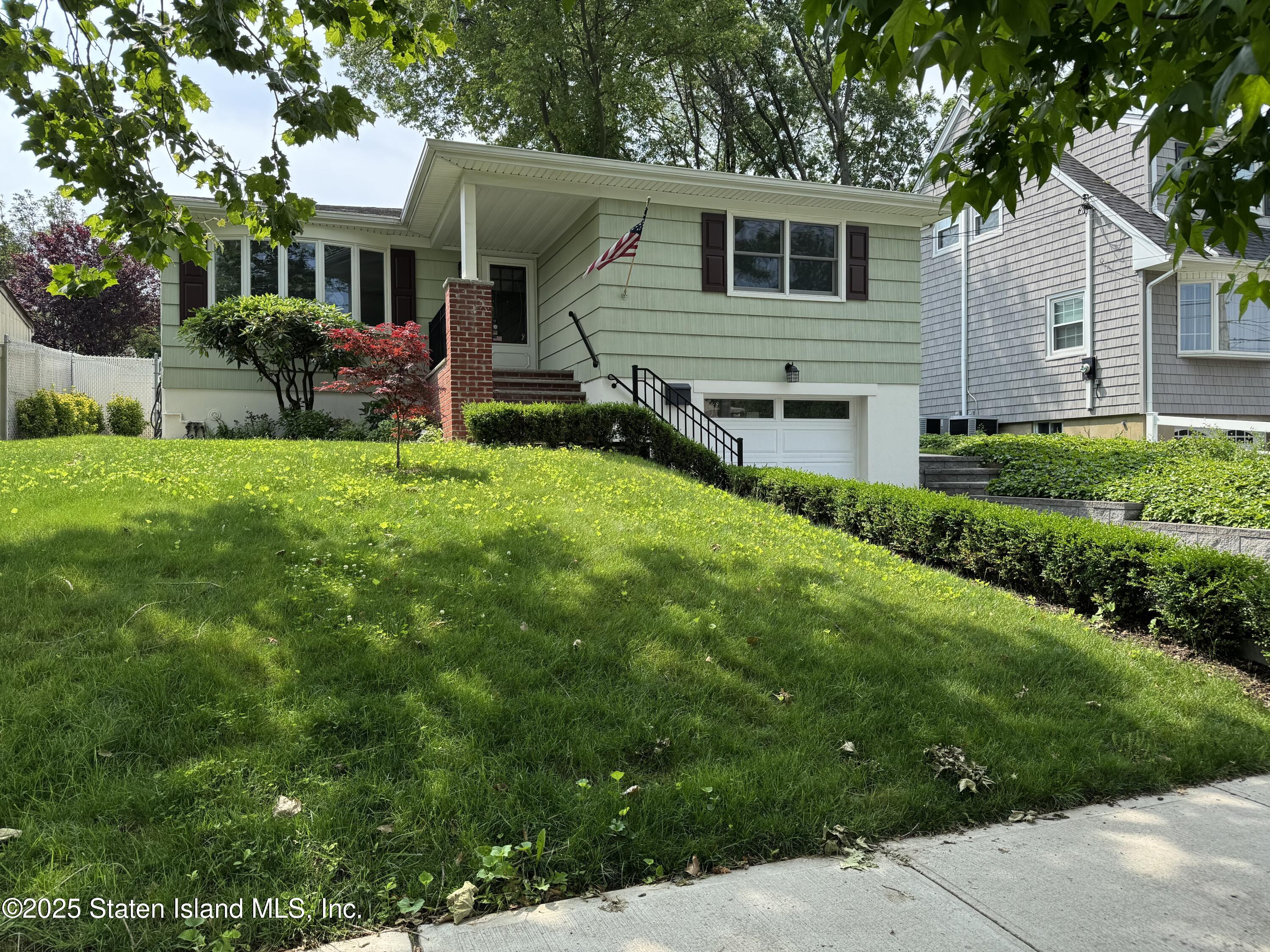 126 Craig Avenue, Staten Island, New York image 2
