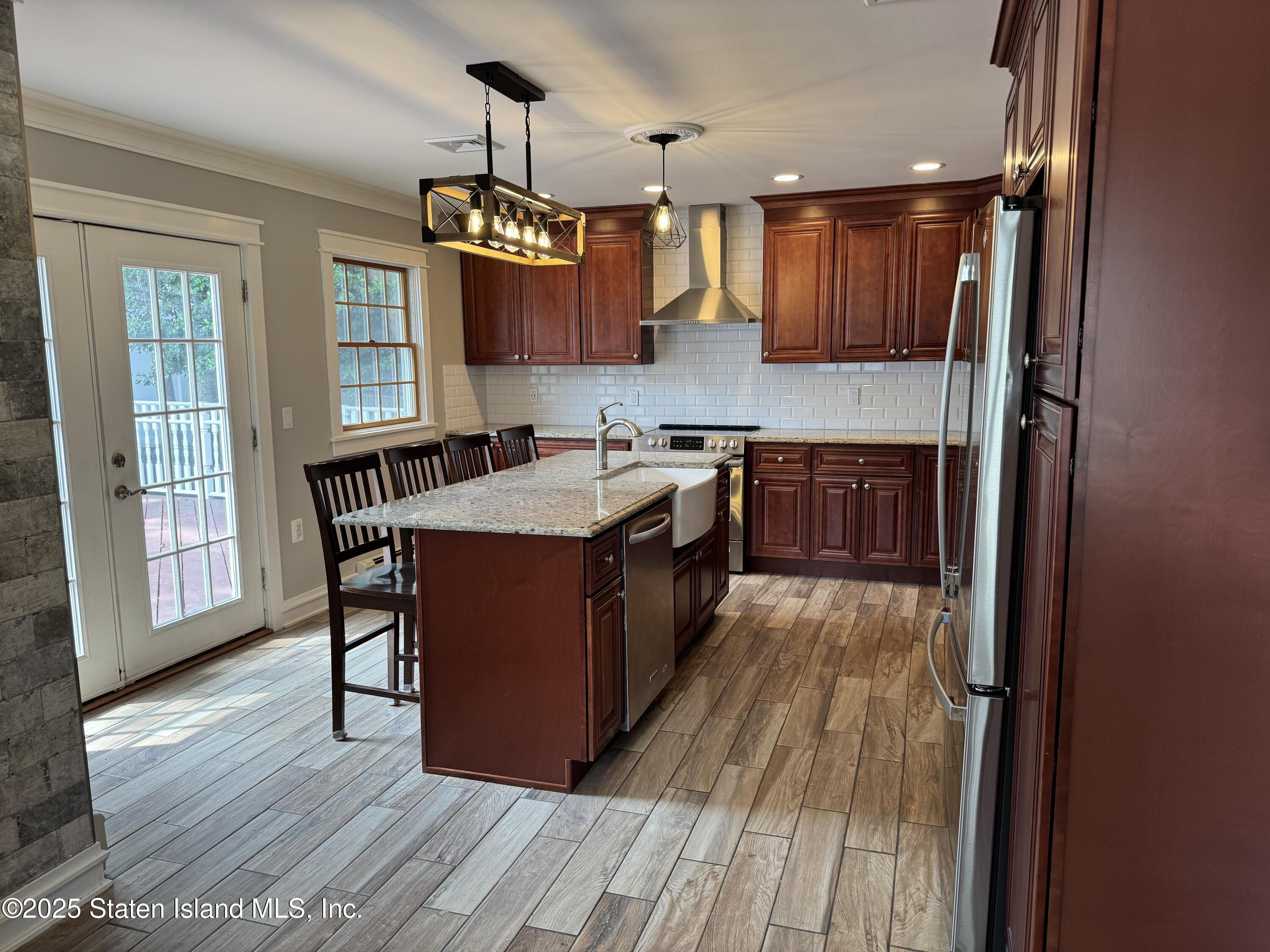 126 Craig Avenue, Staten Island, New York image 8