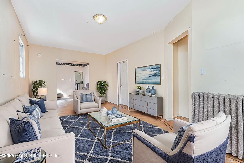 Photo of 252 Dickie Avenue, Staten Island, NY 10314 (MLS # 2506308)