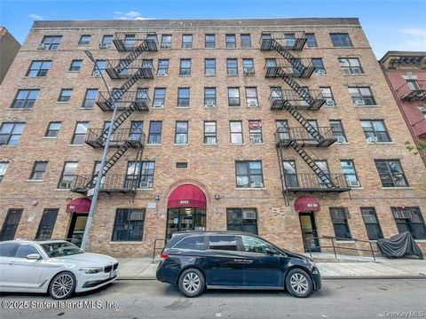Photo of 2023 Belmont Avenue #4c, Bronx, NY 10457 (MLS # 2507210)