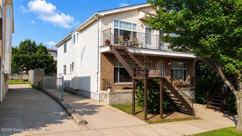 Homes For Sale - 134 Monahan Avenue<br/> Staten Island, NY 10314