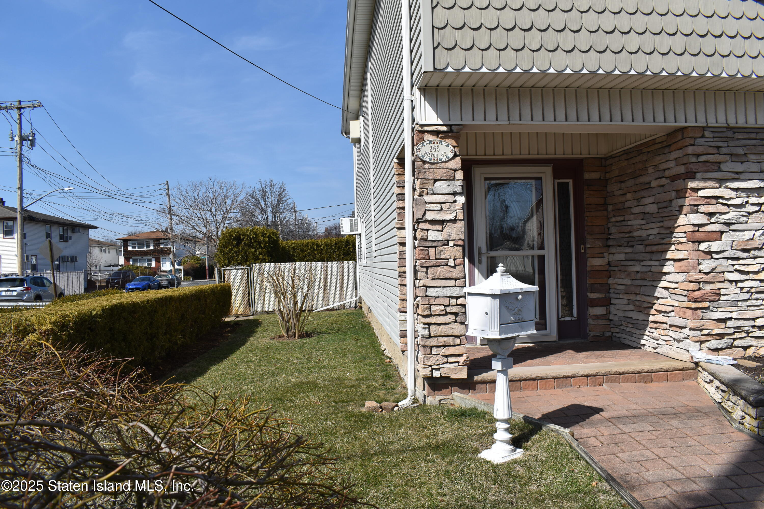 265 Milton Avenue, Staten Island, New York image 8