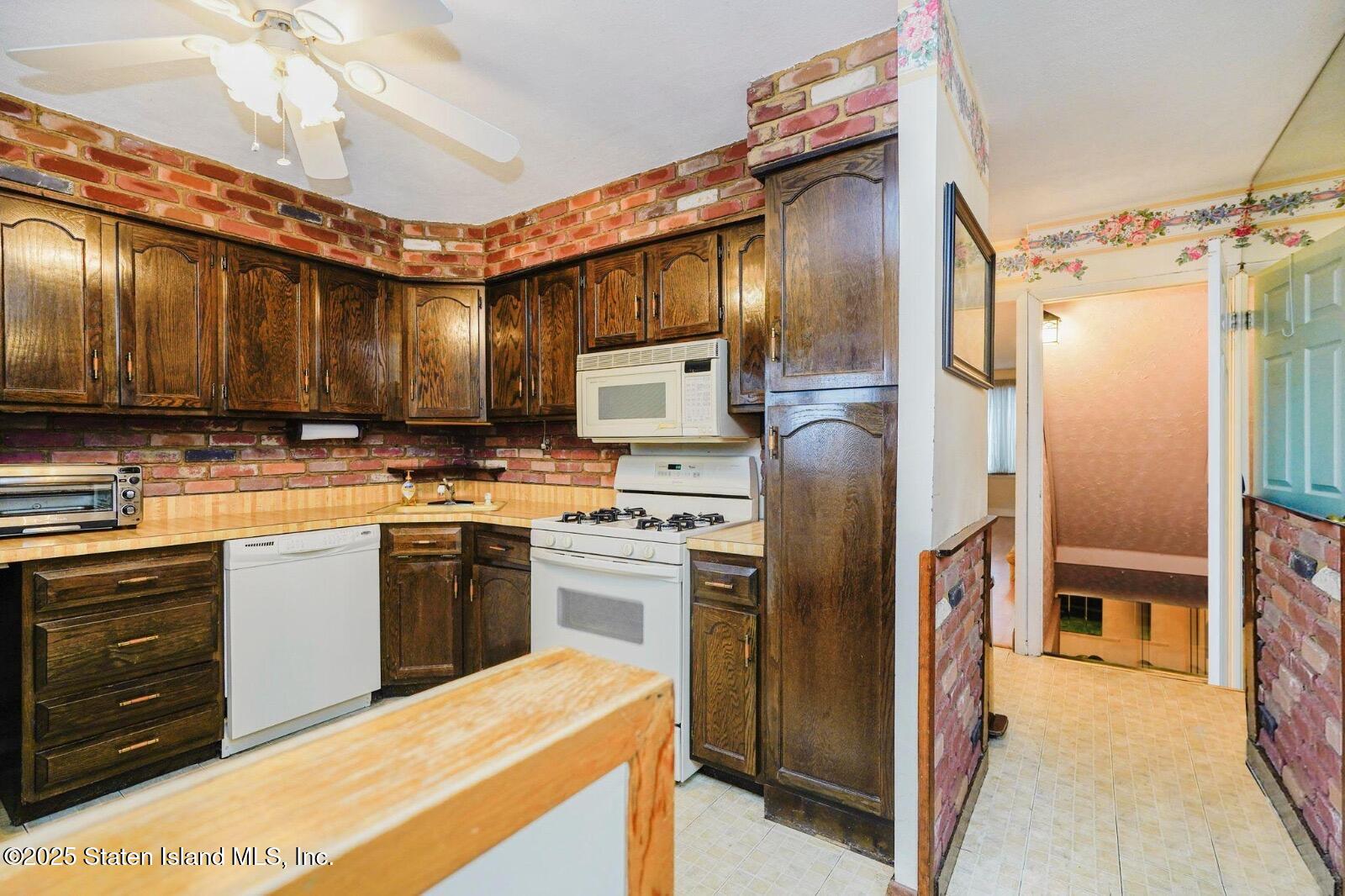 132 Annadale Road, Staten Island, New York image 7