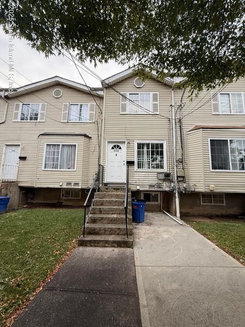 Photo of 348 Targee Street, Staten Island, NY 10304 (MLS # 2506685)