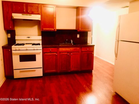 Photo of 249 Warwick Avenue #2, Staten Island, NY 10314 (MLS # 2600204)