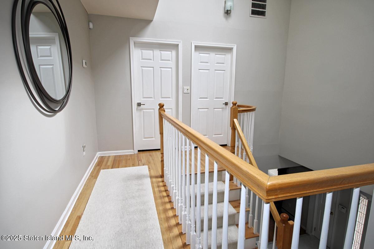 723 Ionia Avenue Ave, Staten Island, New York image 39