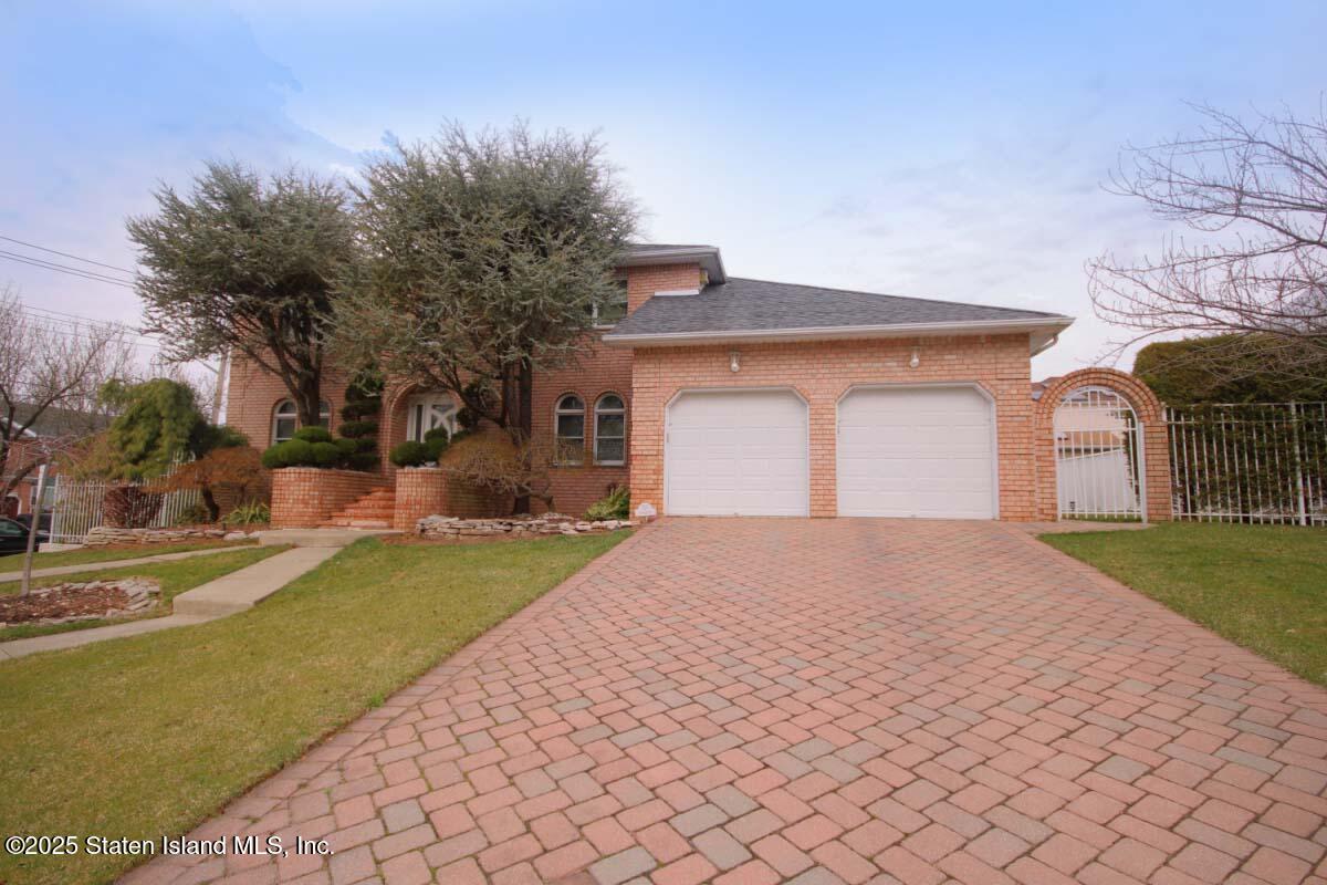 723 Ionia Avenue Ave, Staten Island, New York image 3