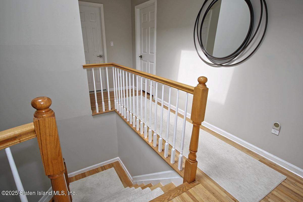 723 Ionia Avenue Ave, Staten Island, New York image 38
