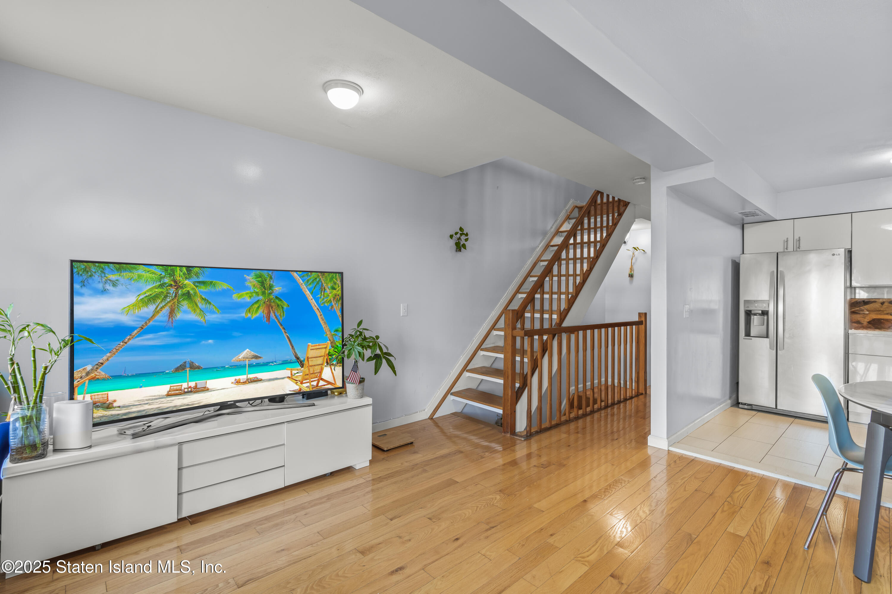 35 N Country Dr Dr #A, Staten Island, New York image 8