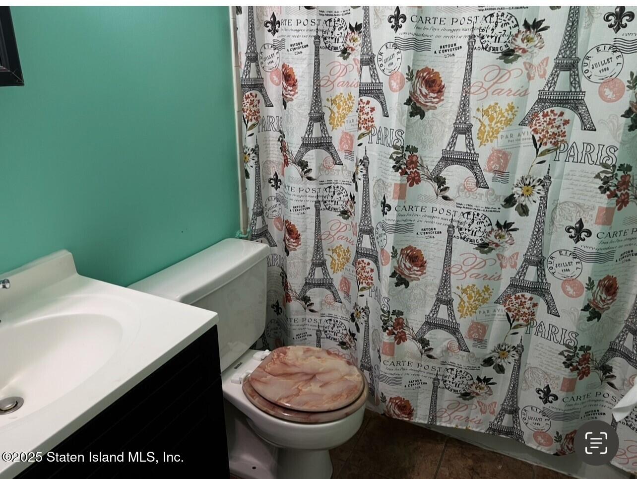 2 Elmwood Park Drive #114, Staten Island, New York image 2