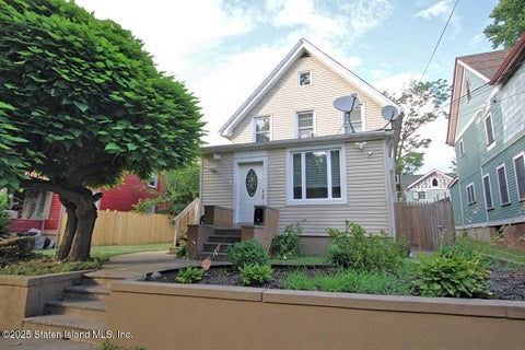 Multifamily For Sale - 217-219 Fisher Avenue<br/> Staten Island, NY 10307