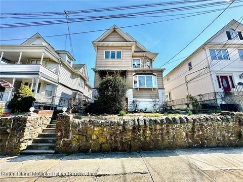 Photo of 151 Wardwell Avenue, Staten Island, NY 10314 (MLS # 2401743)