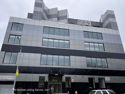 Photo of 1976 Crotona Parkway, Bronx, NY 10460 (MLS # 1156981)