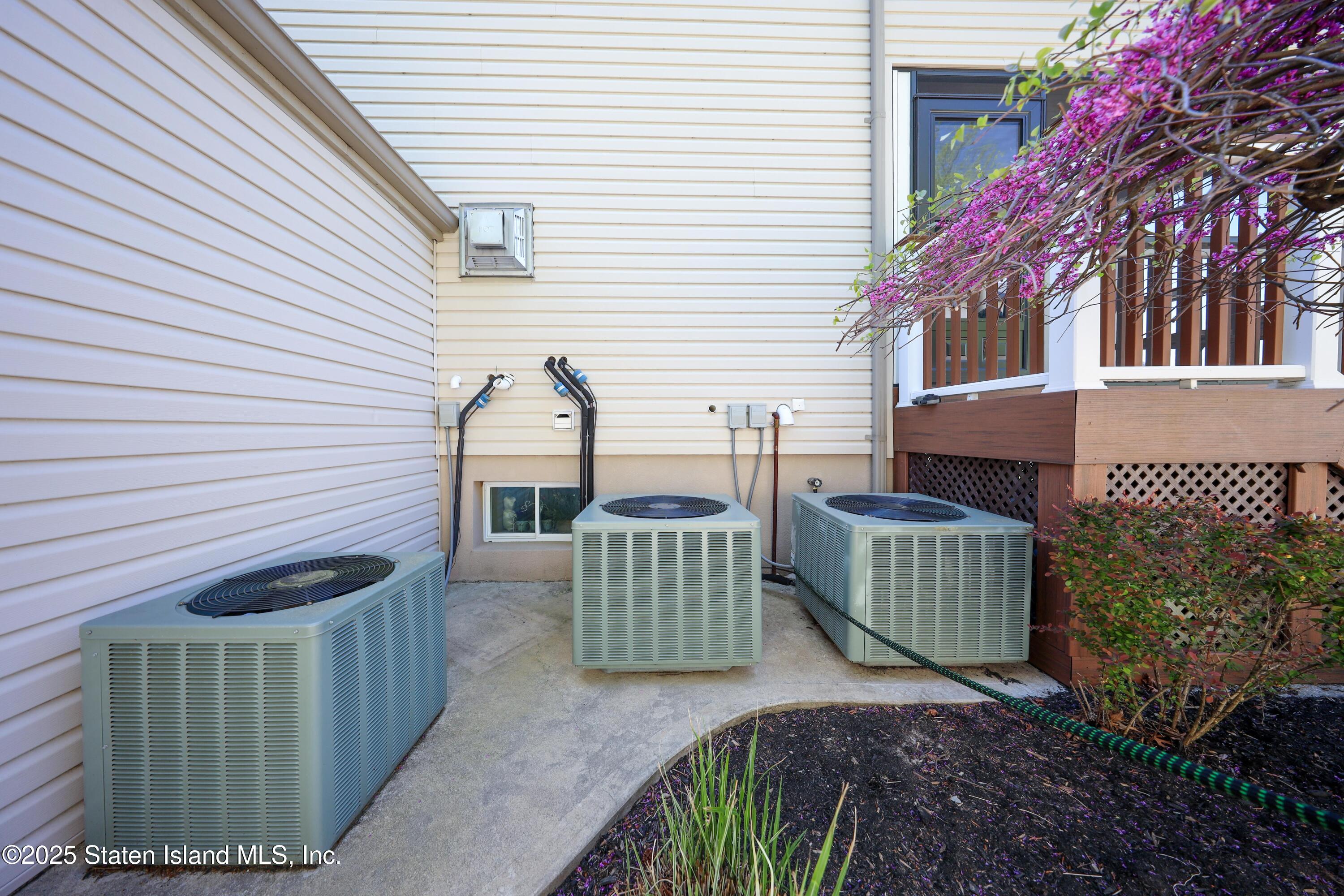 63 Finlay Avenue, Staten Island, New York image 45