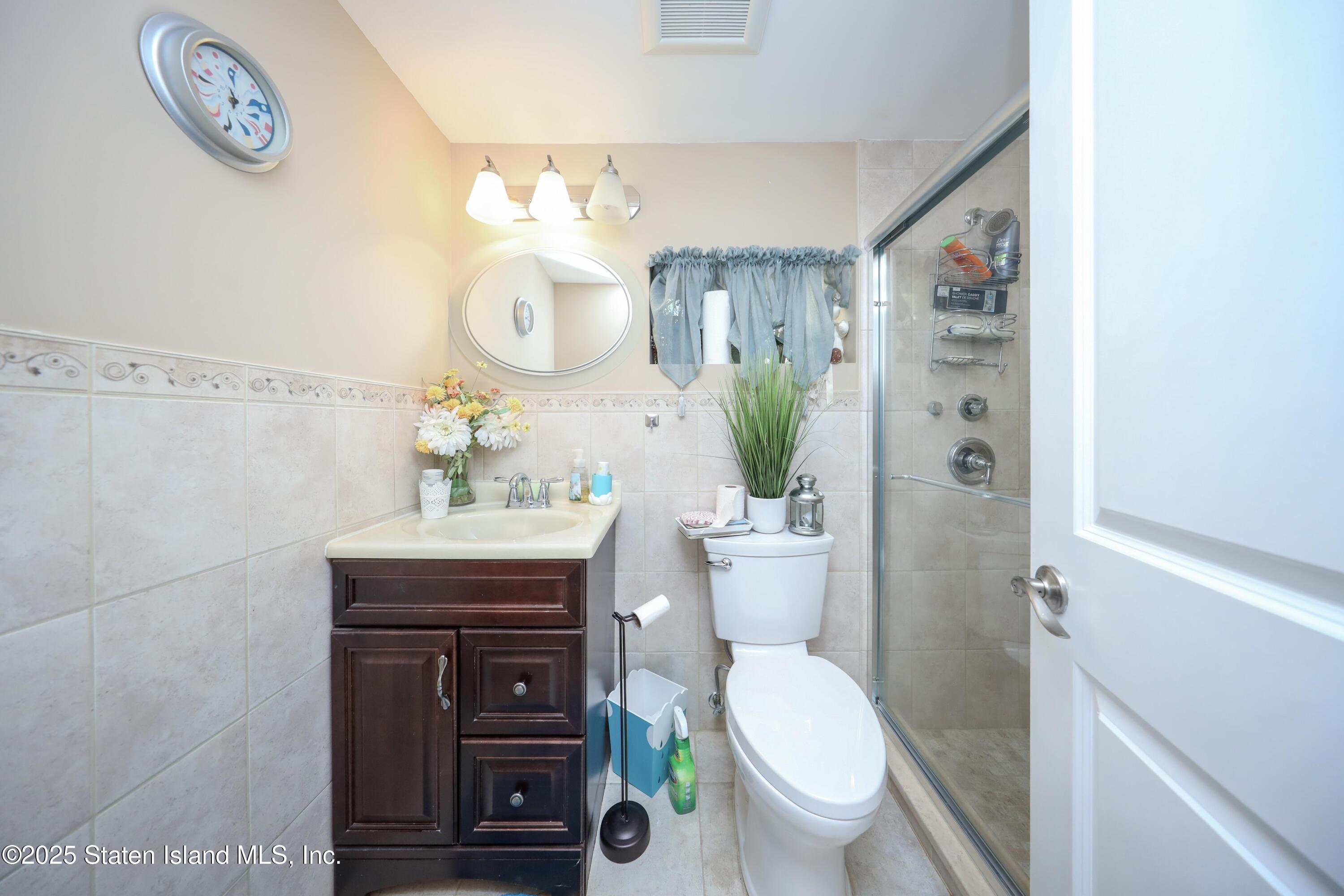 63 Finlay Avenue, Staten Island, New York image 36