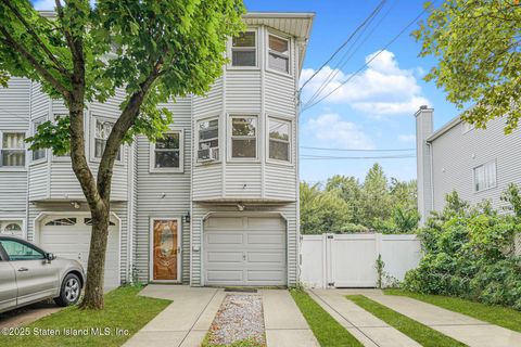 Photo of 30 Oceanic Avenue, Staten Island, NY 10312 (MLS # 2504602)