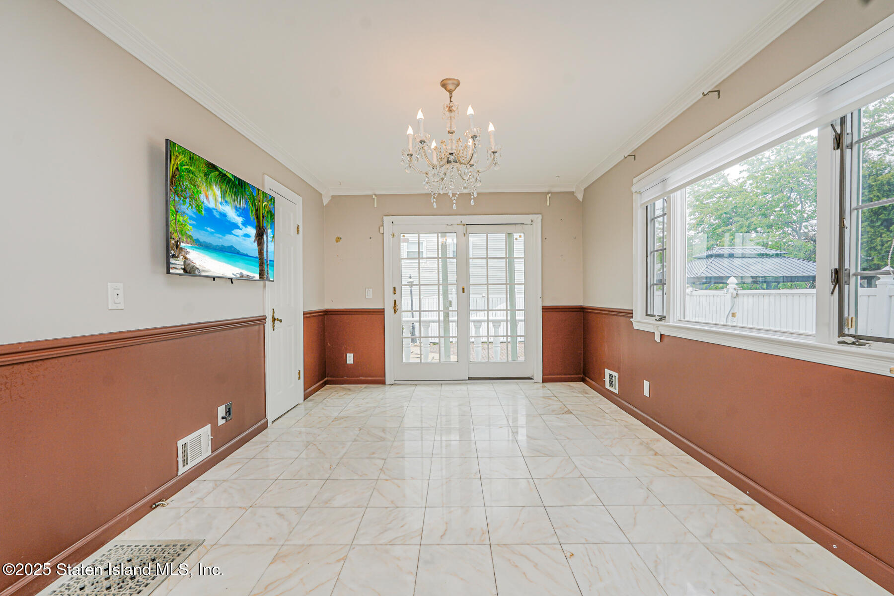 284 Todt Hill Road, Staten Island, New York image 14