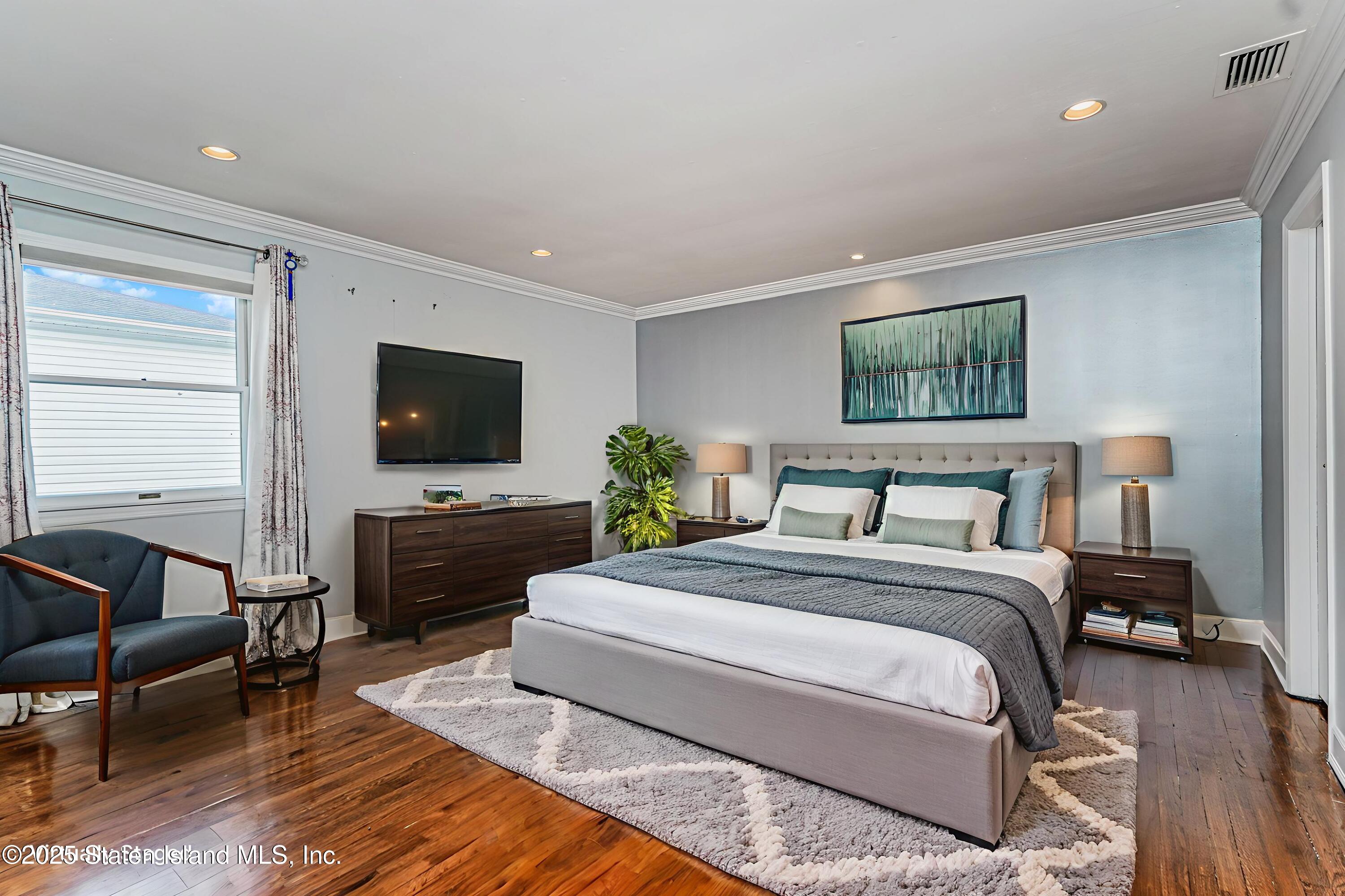 284 Todt Hill Road, Staten Island, New York image 17