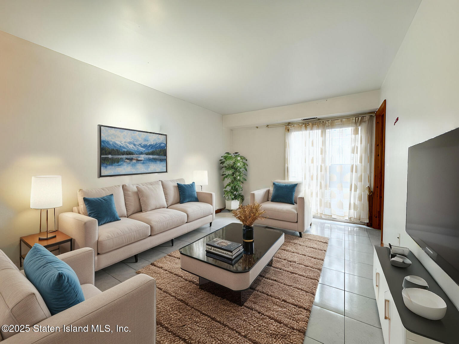 75 Dover Green, Staten Island, New York image 27
