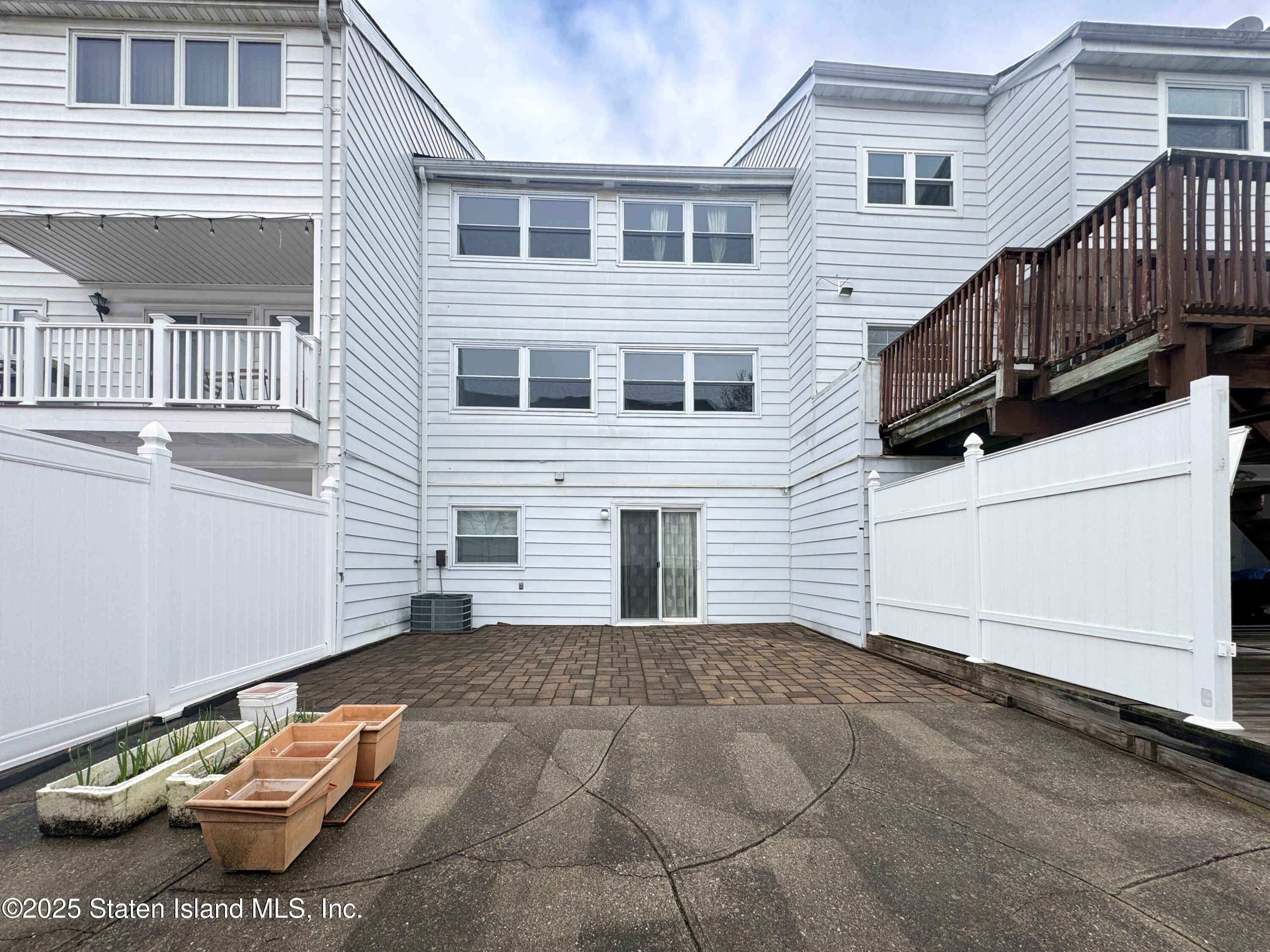 75 Dover Green, Staten Island, New York image 38