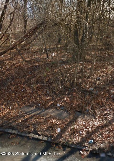 Photo of 7036 Amboy Road, Staten Island, NY 10307 (MLS # 2502030)