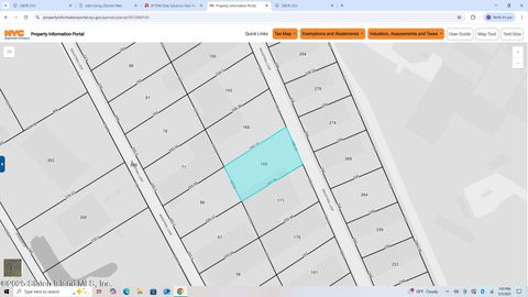 Photo of 126 Industrial Loop, Staten Island, NY 10309 (MLS # 2502552)