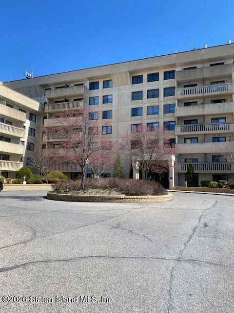 Photo of 5 Windham Loop Loop #4-M, Staten Island, NY 10314 (MLS # 2601136)