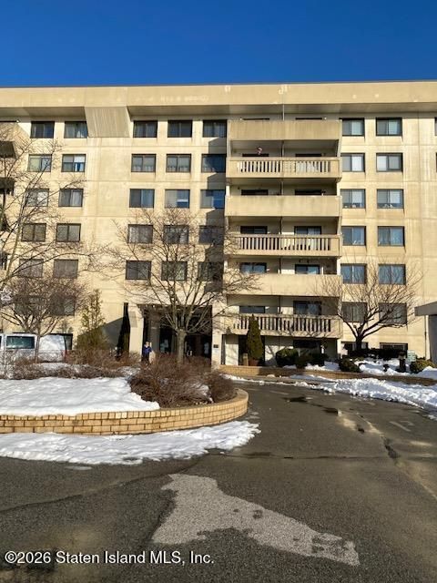 Photo of 5 Windham Loop Loop #4-M, Staten Island, NY 10314 (MLS # 2601136)