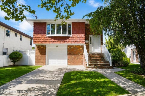 Photo of 31 Wilson Avenue, Staten Island, NY 10308 (MLS # 2604979)