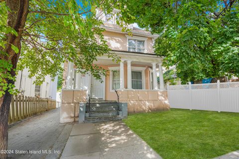 Photo of 81 Crescent Avenue, Staten Island, NY 10301 (MLS # 2405724)