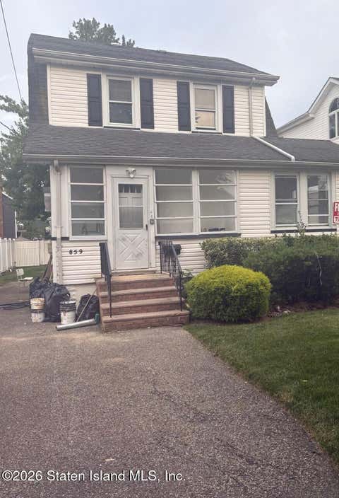 Homes For Sale - 859 Carlton Boulevard<br/> Staten Island, NY 10312