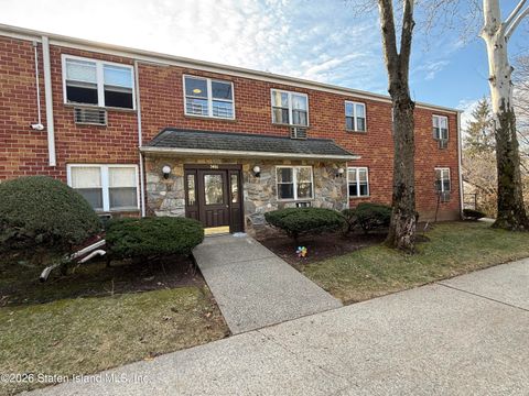 Photo of 3486 Amboy Road #2g, Staten Island, NY 10306 (MLS # 2601235)