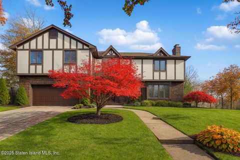 Photo of 159 Aspinwall Street, Staten Island, NY 10307 (MLS # 2506708)