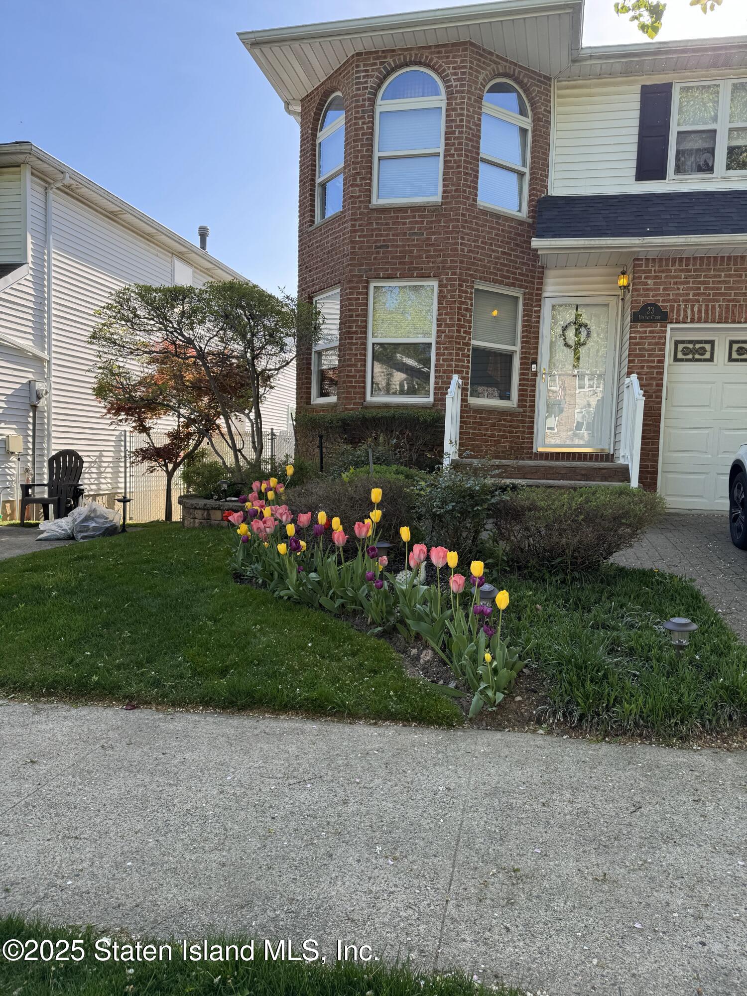 23 Helene Court, Staten Island, New York image 5