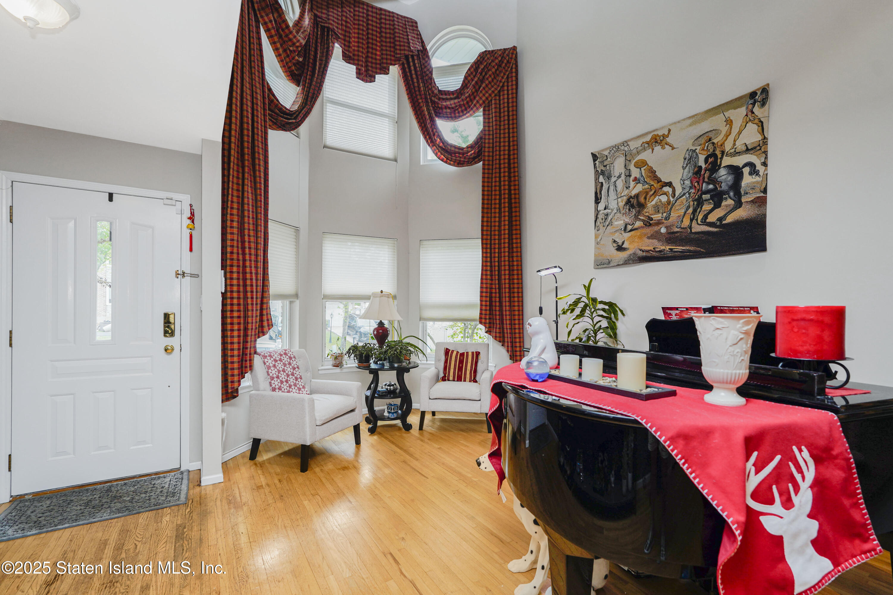 23 Helene Court, Staten Island, New York image 6
