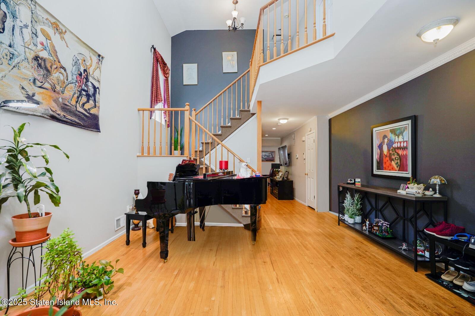 23 Helene Court, Staten Island, New York image 7