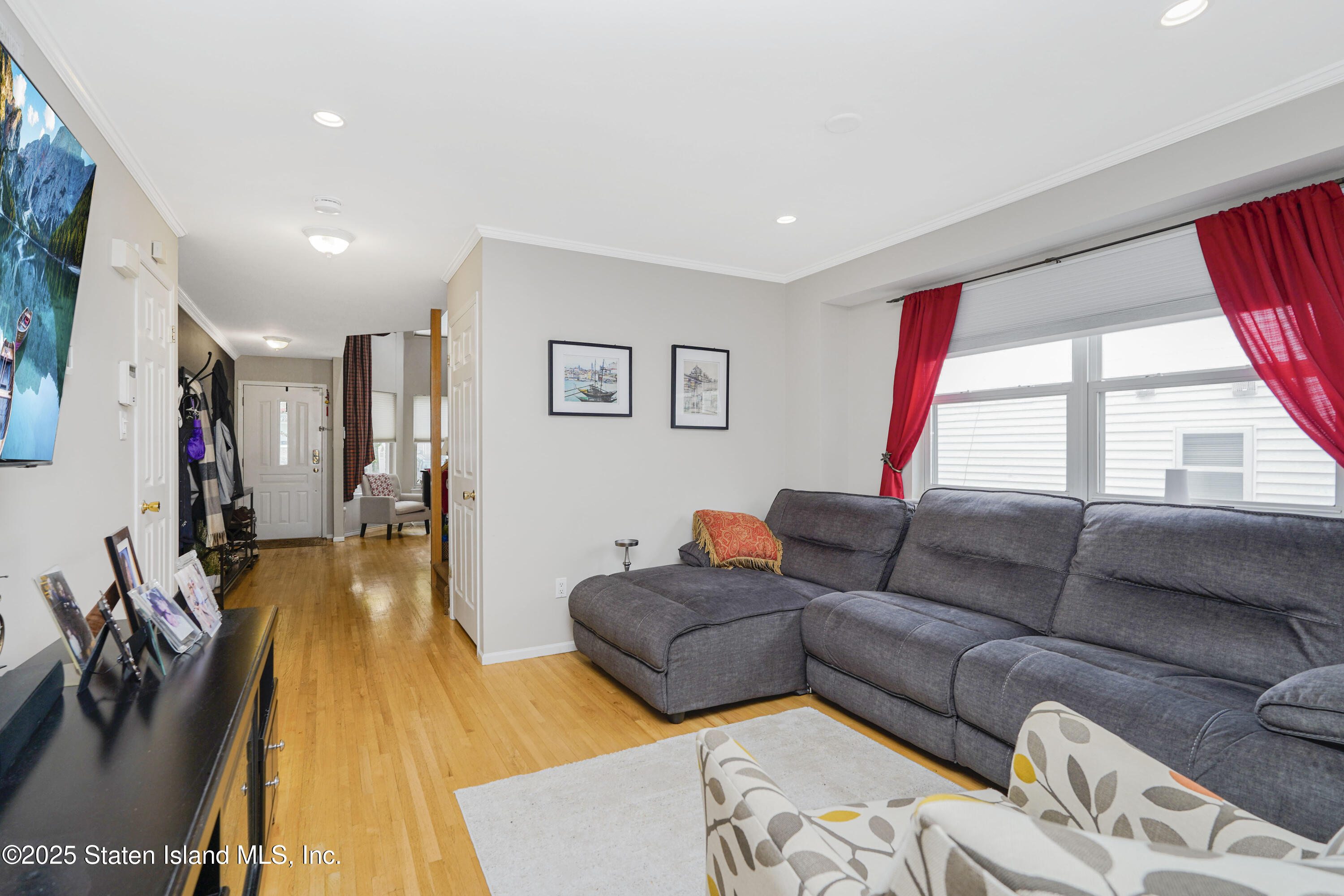 23 Helene Court, Staten Island, New York image 8