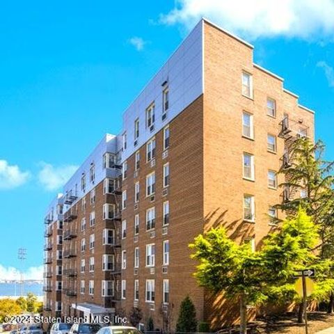 Photo of 36 Hamilton Avenue #6j, Staten Island, NY 10301 (MLS # 2406858)