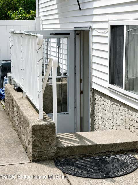 Apartment For Rent - 146 Bayview Lane #2<br/> Richmond County, Staten Island, NY 10309