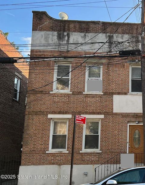 Photo of 164 Brighton Avenue, Staten Island, NY 10301 (MLS # 2506752)