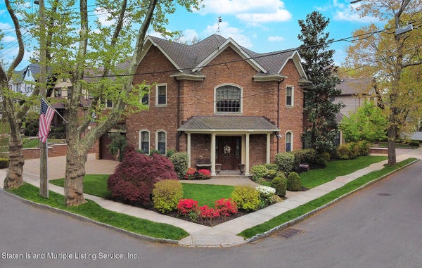4 GRACE RD, STATEN ISLAND, NY 10306 - Image 7d321eba87efdb4b0bcc51c005ffc8c2/276939014