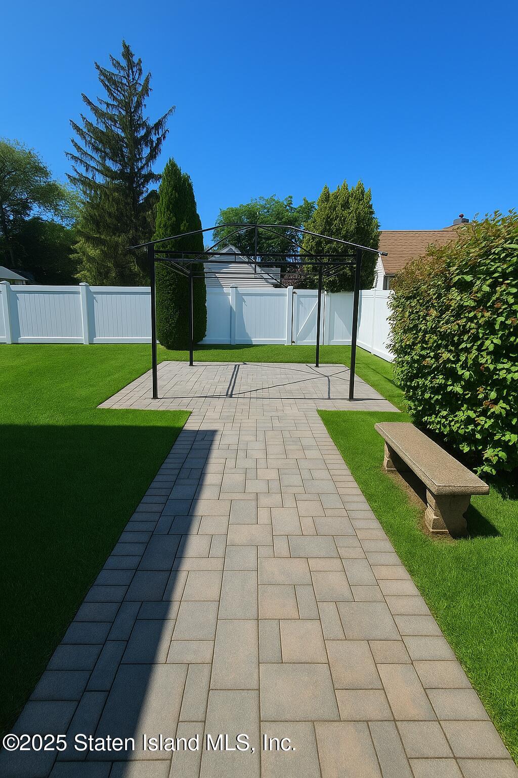 9 Center Street, Hicksville, New York image 3