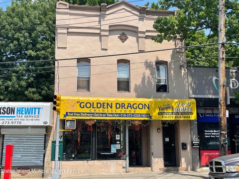 Photo of 677 Bay Street, Staten Island, NY 10304 (MLS # 1160218)