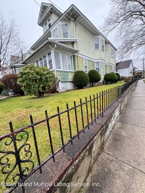 Photo of 170 Charles Avenue, Staten Island, NY 10302 (MLS # 2401742)