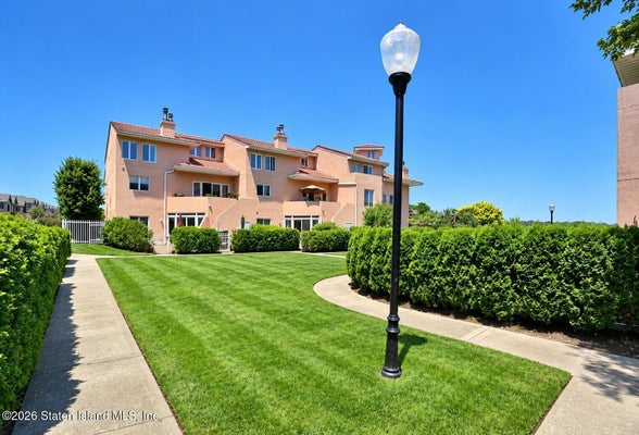 52 HARBOUR CT APT 52, STATEN ISLAND, NY 10308 - Image 7db263b2da5cc875bd094a4d04e82eac/1494422867
