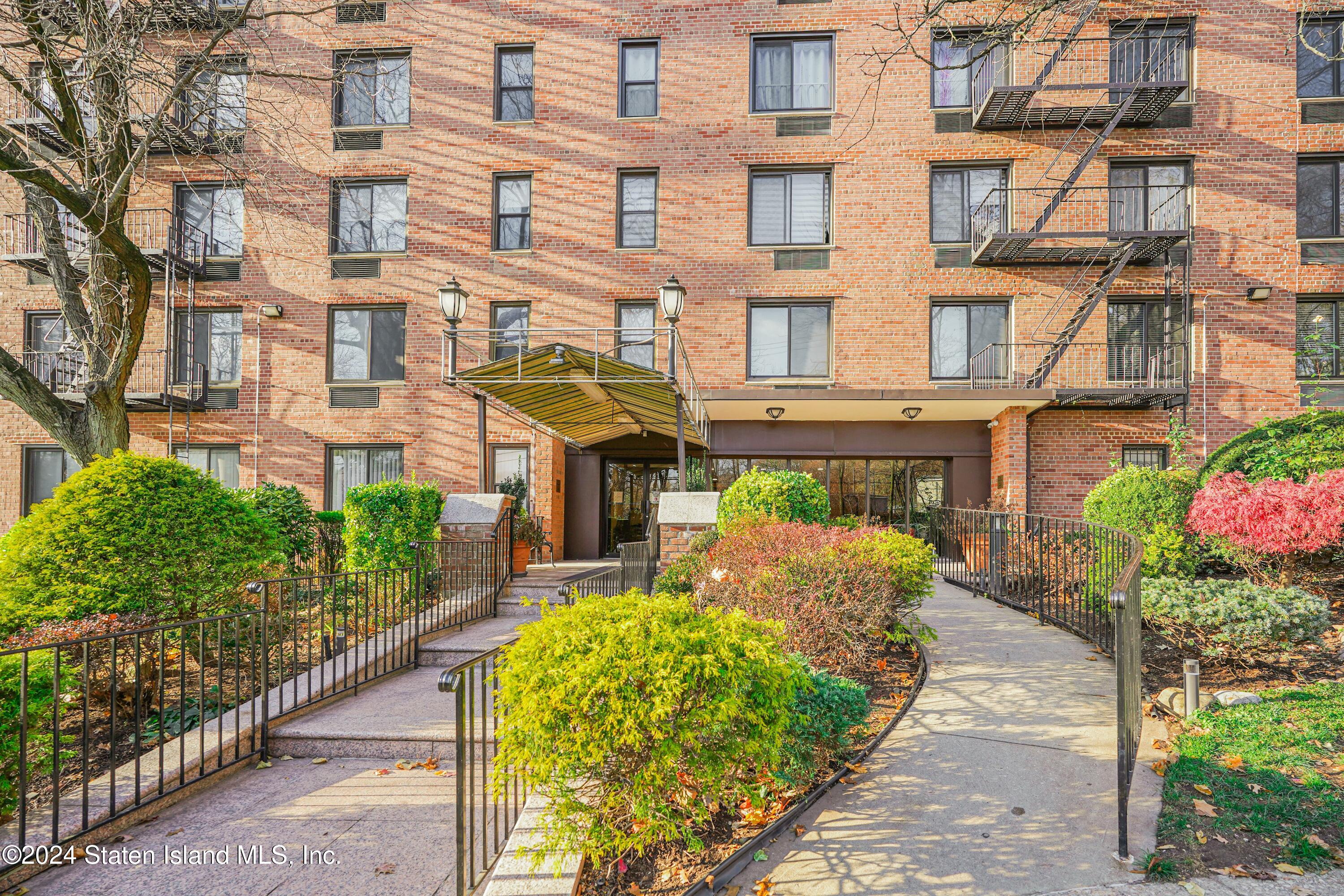 830 Howard Avenue #4B, Staten Island, New York image 1